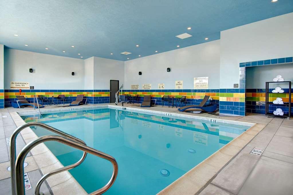 Hampton Inn & Suites Ontario Rancho Cucamonga Facilități foto
